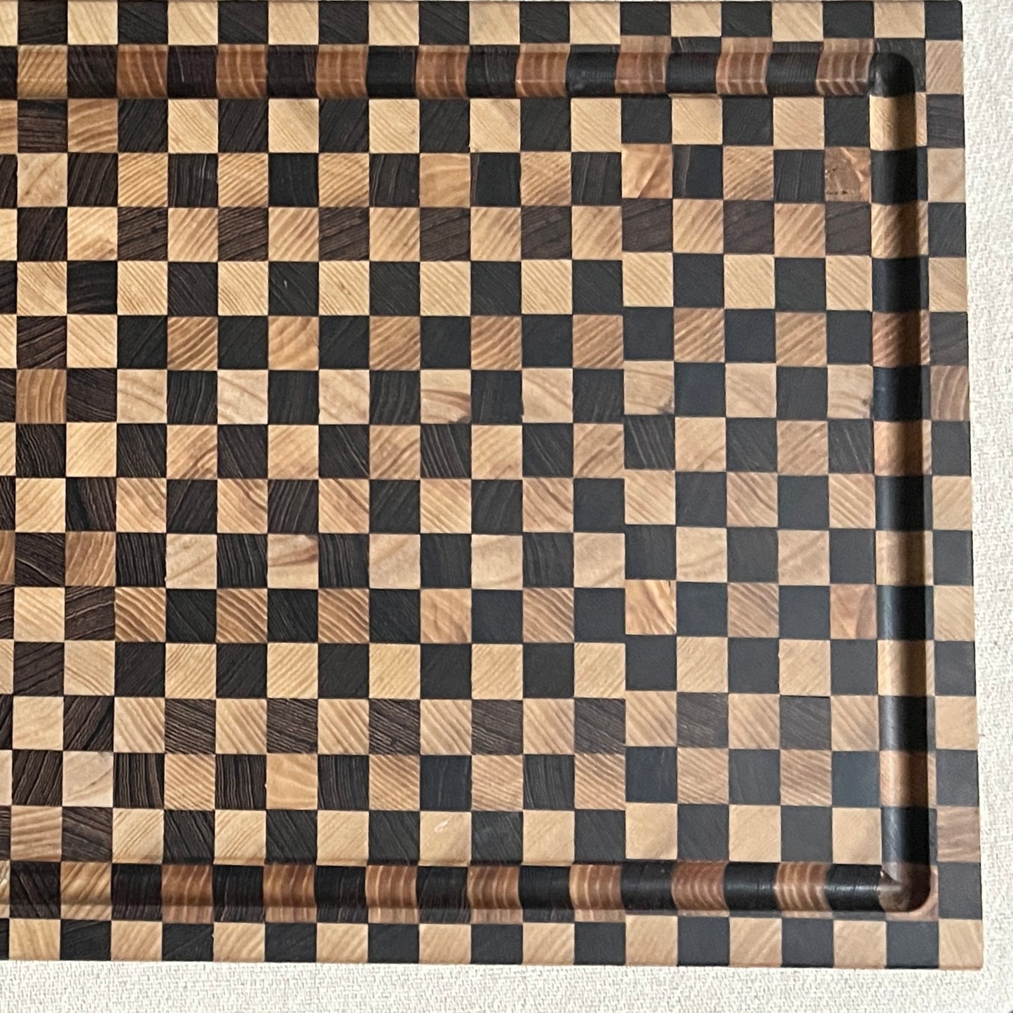 Checkered Hardwood End Grain Chopping Board Wenge & Maple